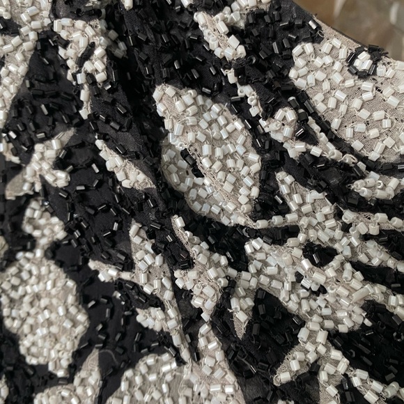 Melanie Lyne sequinned top size 8 - Picture 4 of 6